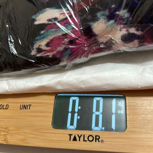 ELLEN TRACY CIRCLE MULTI COLOR FLORAL SKIRT SZ 8 ART TO WEAR - Picture 10 of 11